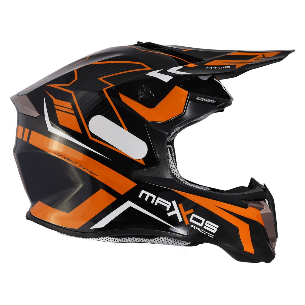 Mattos Racing lan&ccedil;a novo capacete COMBAT