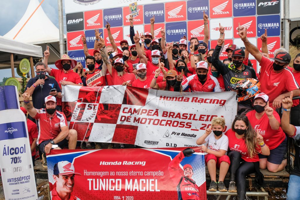 Lucas Dunka anuncia pausa nas competi&ccedil;&otilde;es de motocross