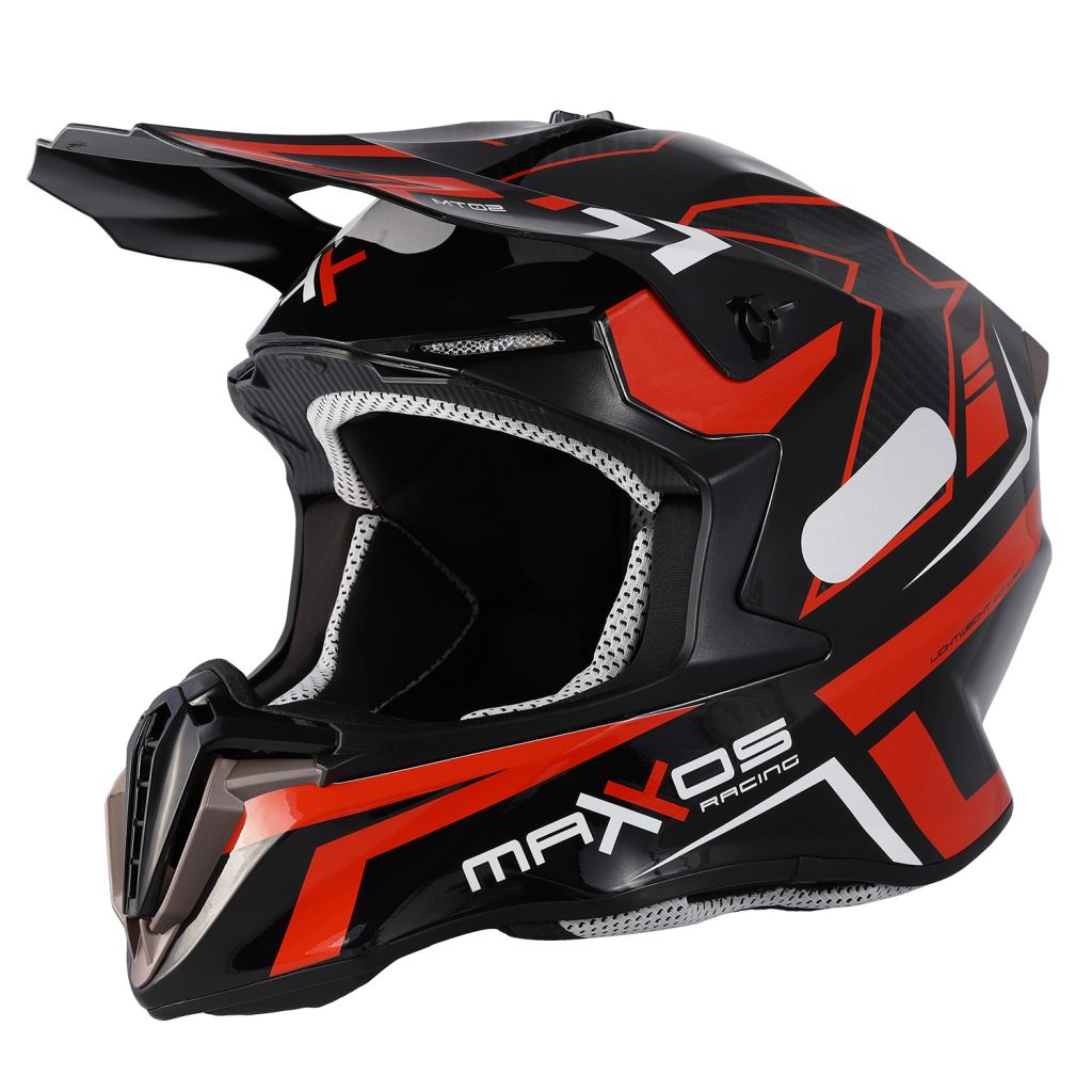 Mattos Racing lan&ccedil;a novo capacete COMBAT