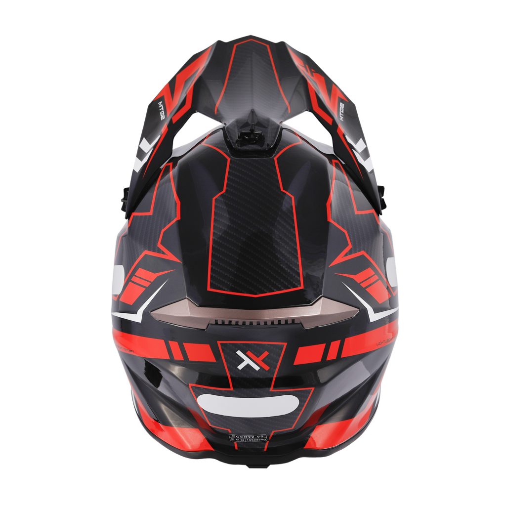 Mattos Racing lan&ccedil;a novo capacete COMBAT