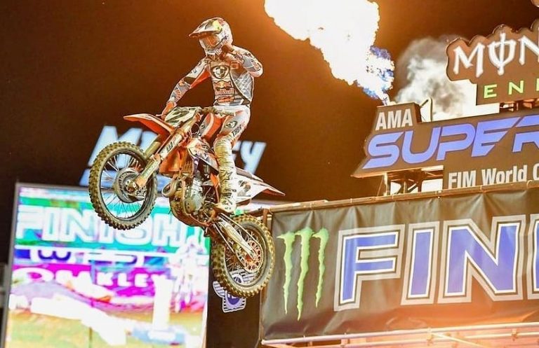 Resultados e Vídeos 7ª etapa AMA Supercross | Orlando FL