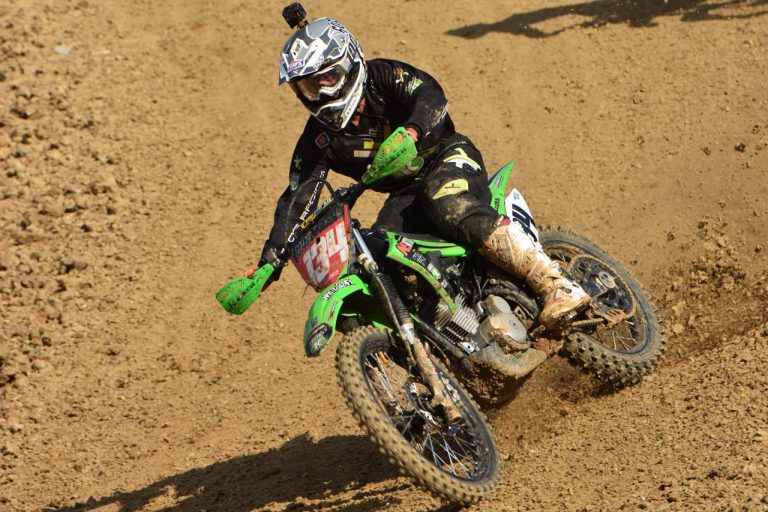 CRF 230F sai de linha e CRF 250F predomina: o que muda nas competições?