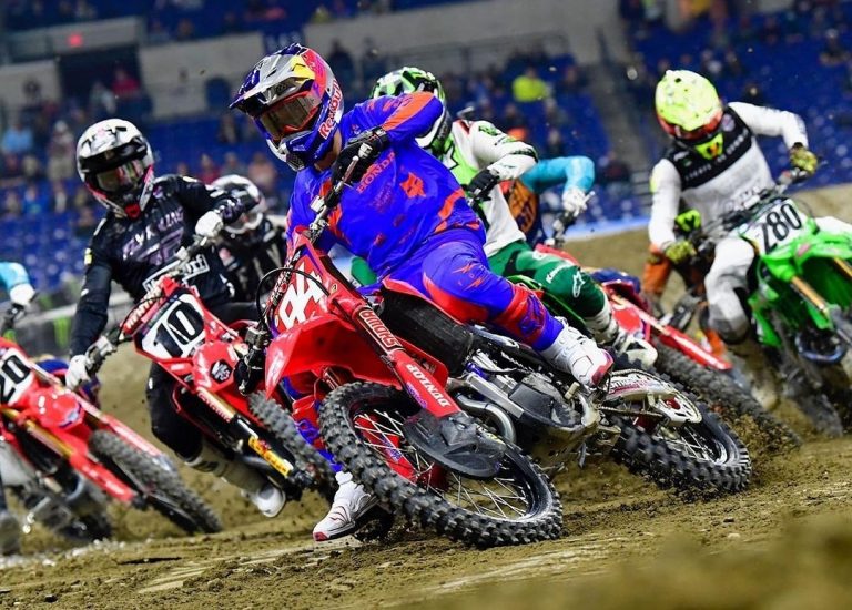 Resultados 6ª etapa AMA Supercross, Indianápolis 3, com Vídeos!