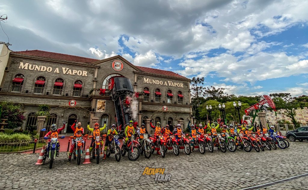 Adventour Brasil est&aacute; prestes a receber as novas KX 250X 2021 para o Tour mais charmoso do BR