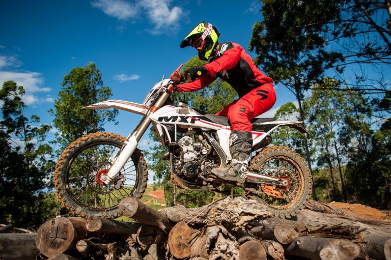 MXF Enduro Team briga novamente por títulos em 2021