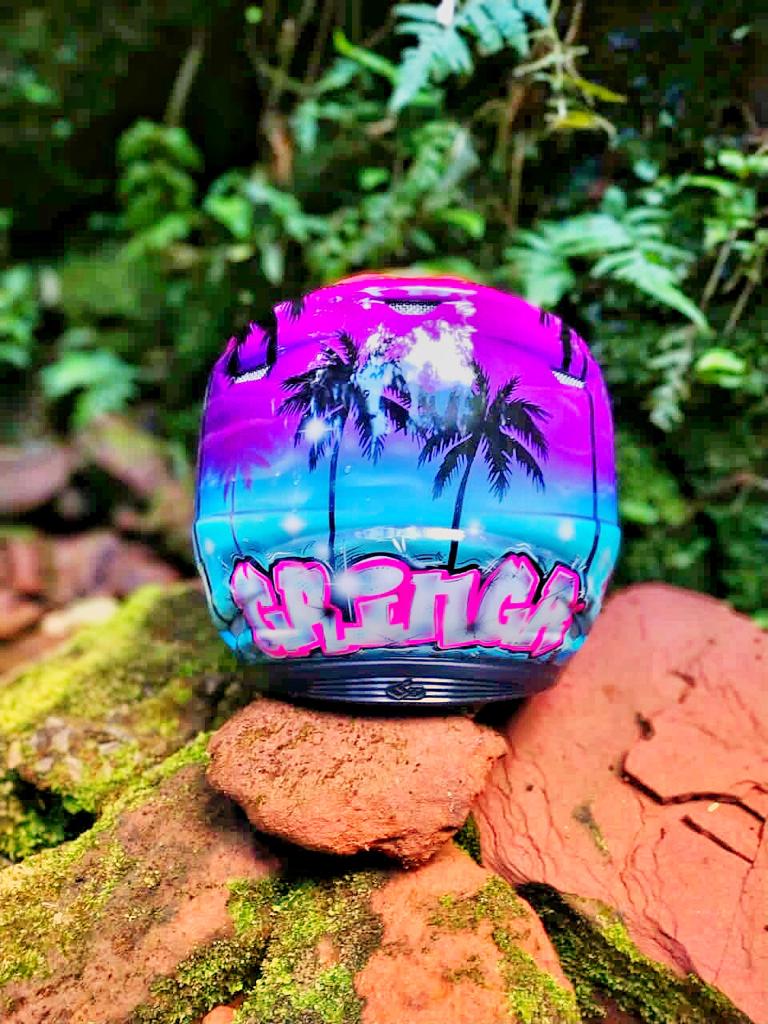 Inside Pinturas apresenta o capacete que ir&aacute; ser usado por Maiara Basso nessa temporada