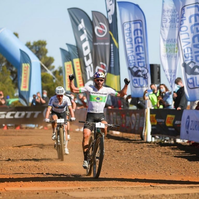 BIKE: Avancini vence Nino no sprint e conquista sua primeira vitória na temporada