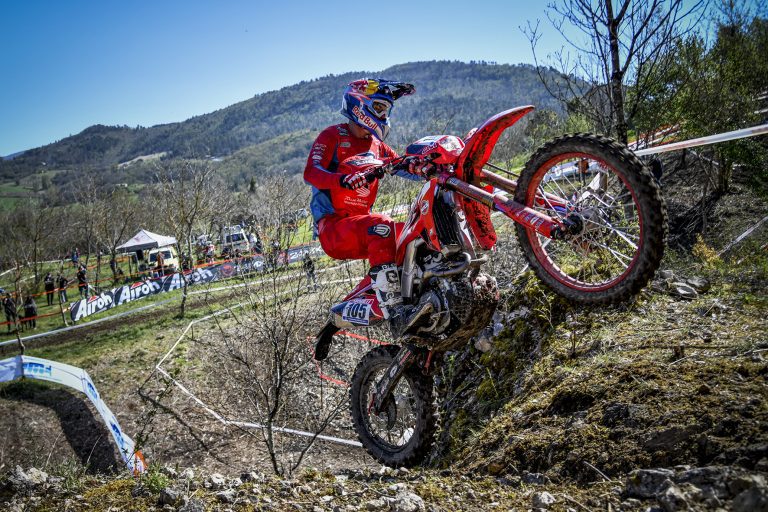 De olho no Campeonato Mundial, Bruno Crivilin ganha experiência no Italiano de Enduro