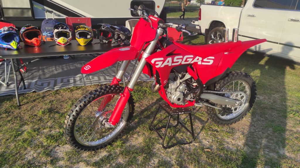 Conhe&ccedil;a a DREAM MX USA, a empresa que vai realizar o seu sonho de acelerar nos Estados Unidos