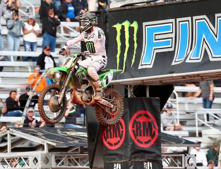 Resultados 13ª etapa AMA Supercross 2021 | Atlanta, Eli Tomac vence a 450cc