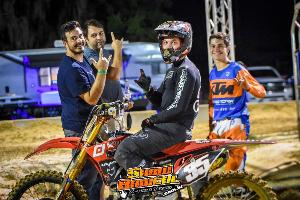 Conhe&ccedil;a a DREAM MX USA, a empresa que vai realizar o seu sonho de acelerar nos Estados Unidos