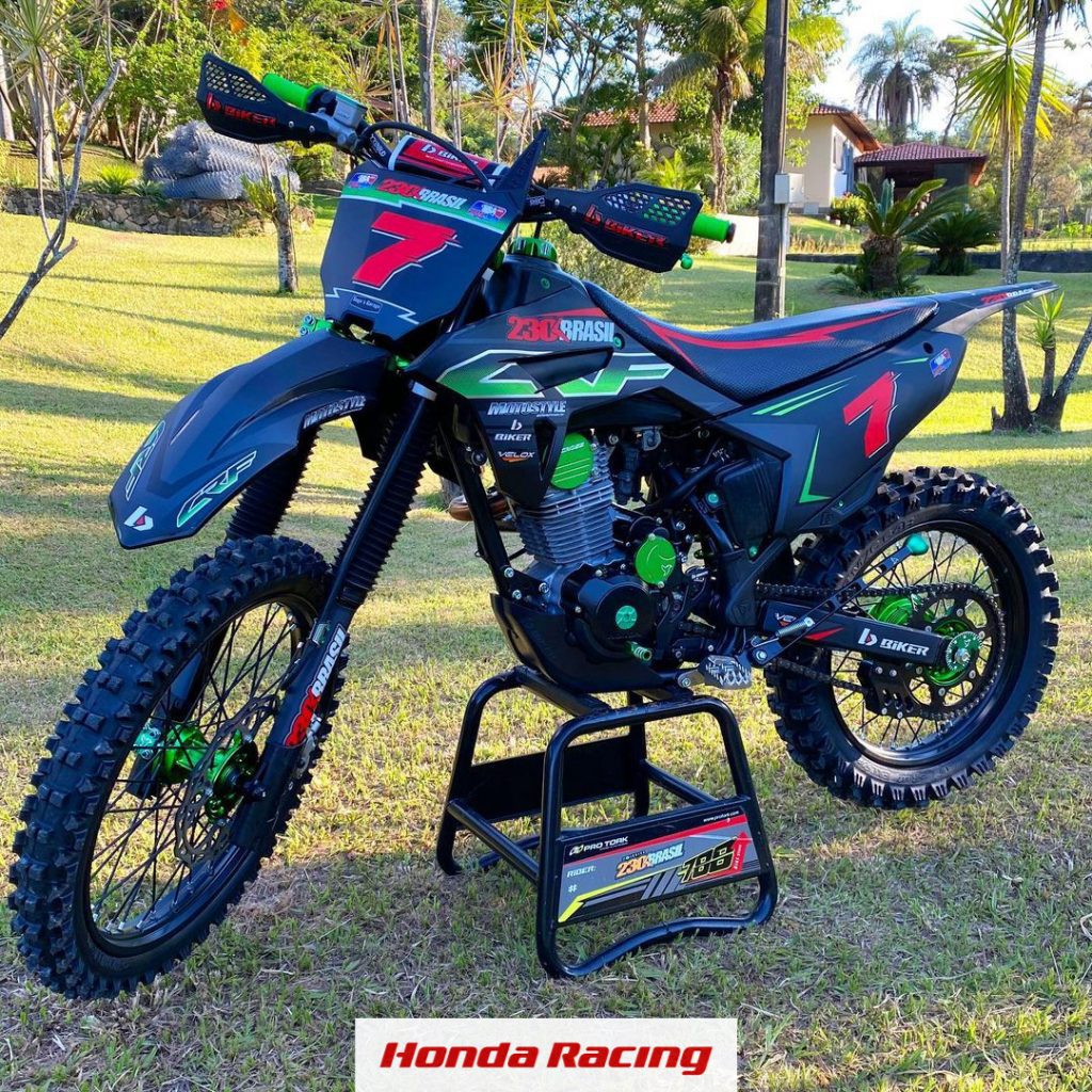 CRF Brasil | Conversamos com J&uacute;nior Ferreira, o fundador da p&aacute;gina 230Brasil