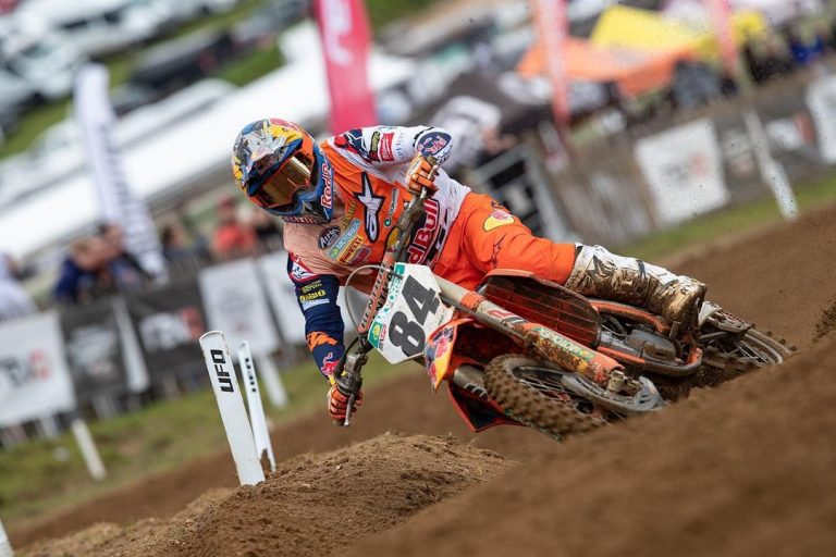 Jeffrey Herlings vence no seu retorno as competições