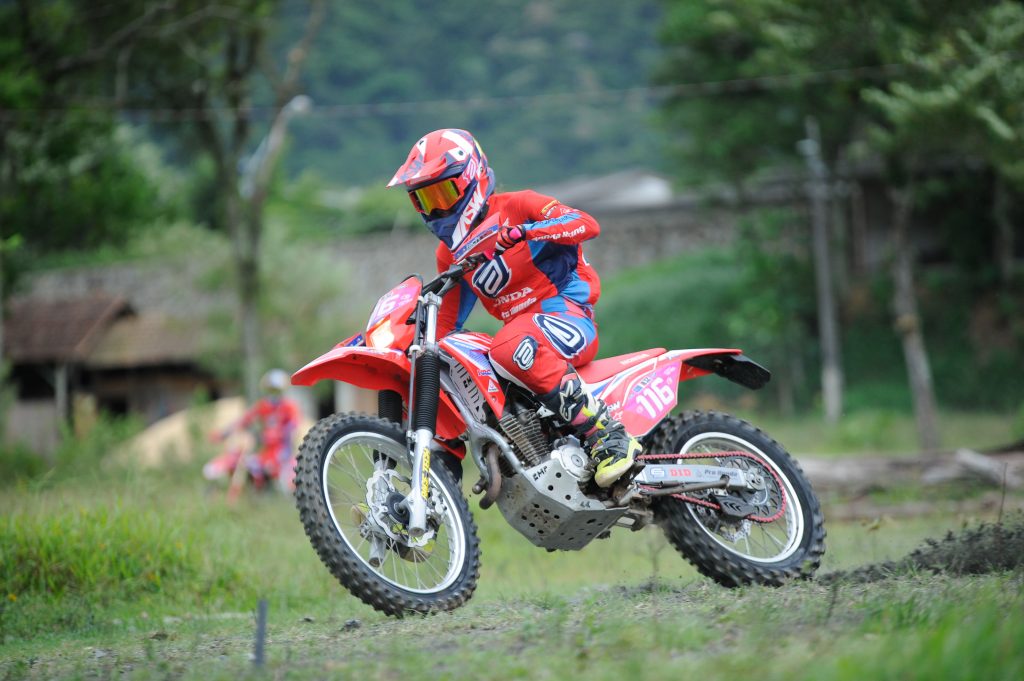 Equipe Honda Racing volta a Itapema (SC) para abertura do Brasileiro de Enduro
