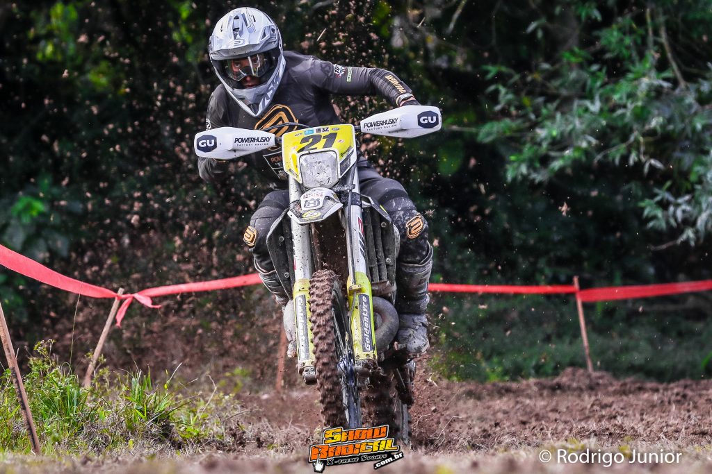 Resultados de s&aacute;bado na abertura do Brasileiro de Enduro