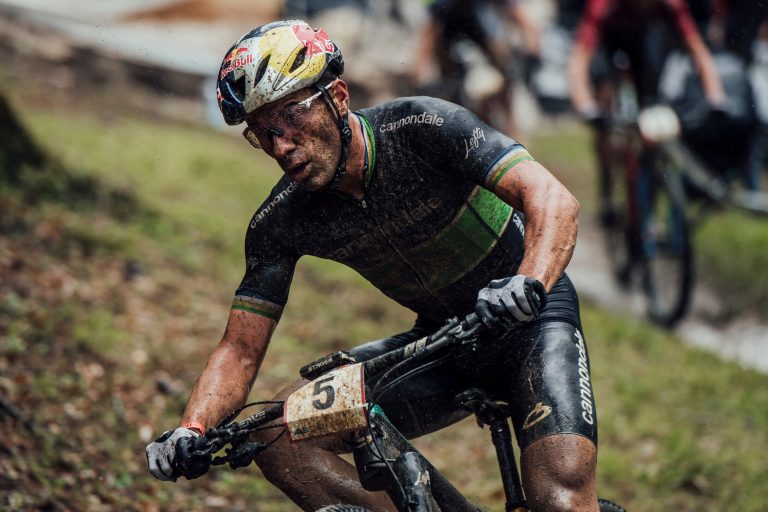 Com transmissão ao vivo, Avancini estreia na Copa do Mundo de MTB
