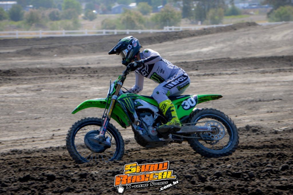 Quarta-feira de treinos na Calif&oacute;rnia com os Pr&oacute;’s do AMA Motocross em Lake Elsinore pelas lentes do Tiago Show Radical