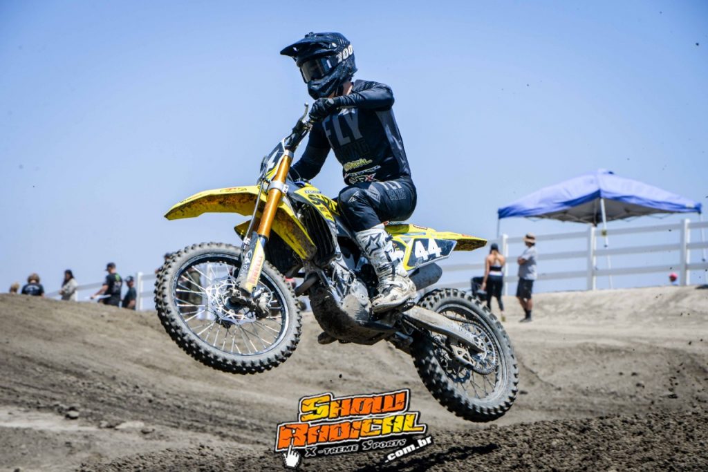 Quarta-feira de treinos na Calif&oacute;rnia com os Pr&oacute;’s do AMA Motocross em Lake Elsinore pelas lentes do Tiago Show Radical