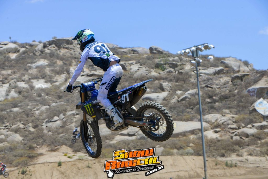 Sexta feira em Perris acompanhando os preparativos dos Pr&oacute;’s, as v&eacute;speras do AMA Motocross