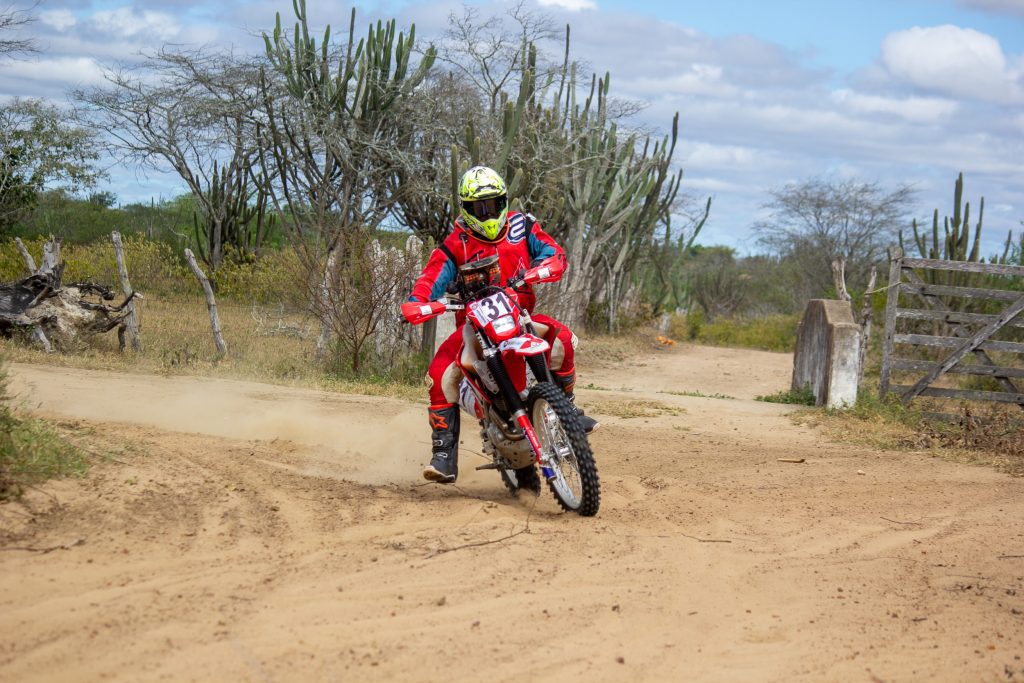 Tiago Wernersbach, da Honda Racing, inicia Rally RN 1500 com vit&oacute;ria na classe Brasil