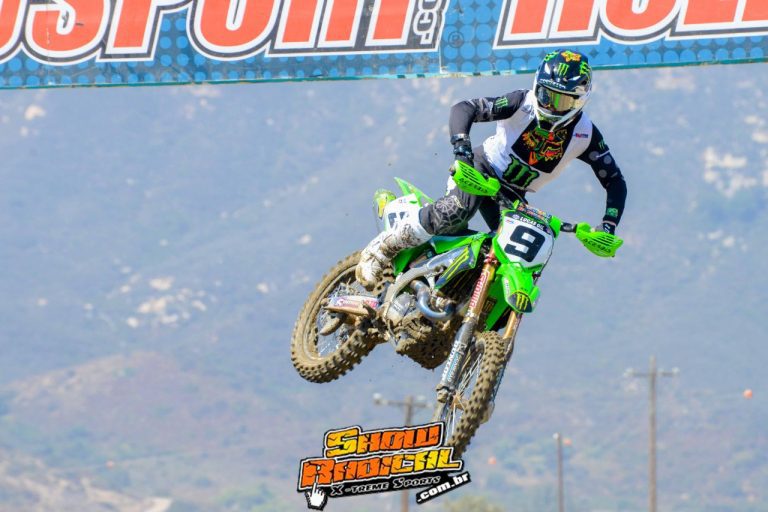 Vídeo: Adam Cianciarulo mostrando os bastidores da 1ª etapa do AMA Motocross