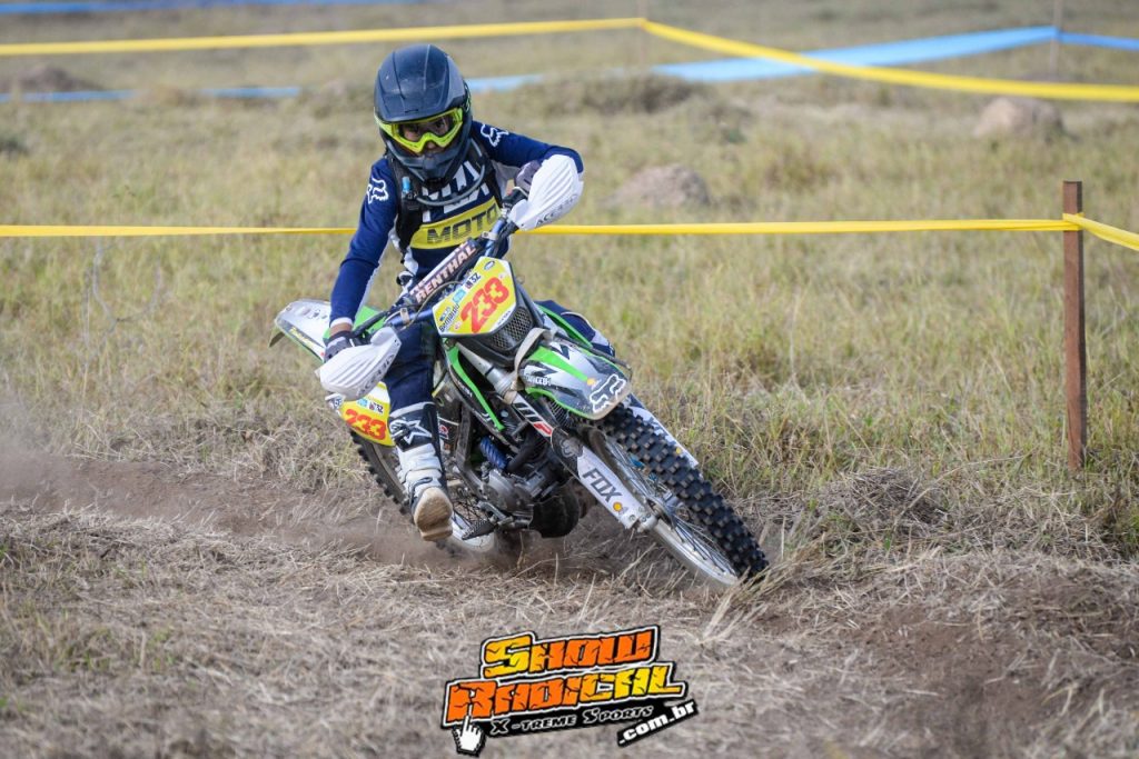 Resultados de domingo na 3&ordf; rodada do Brasileiro de Enduro