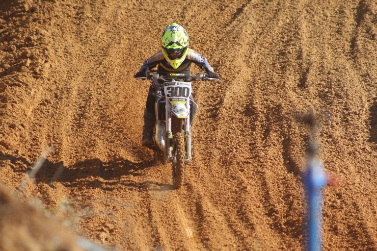 Heitor Matos vence a 2a etapa da Copa São Rafael de Motocross e assume liderança isolada do campeonato.