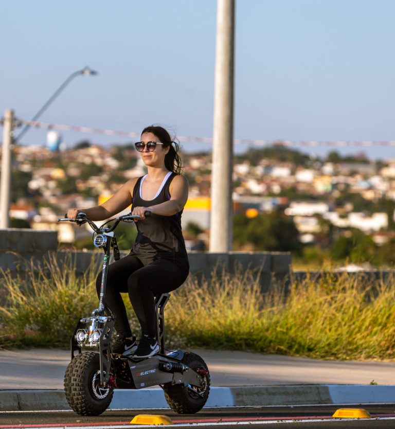 Para crianças e adultos: conheça o portfólio de veículos elétricos da MXF