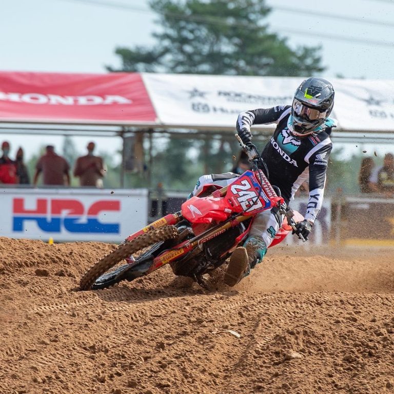 Mundial de Motocross: Resultados e melhores momentos do GP da Letônia