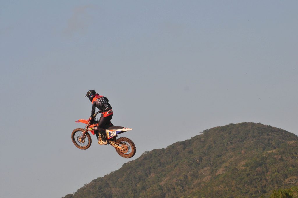 Gabi Andrigo conquista melhor resultado do Brasil no Loretta Lynn&rsquo;s, nos EUA
