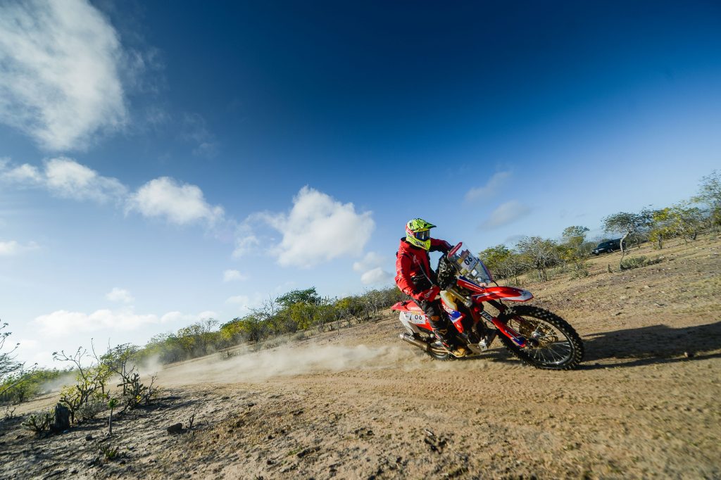 Honda Racing chega ao Alagoas ap&oacute;s dia com navega&ccedil;&atilde;o exigente no Sert&otilde;es 2021