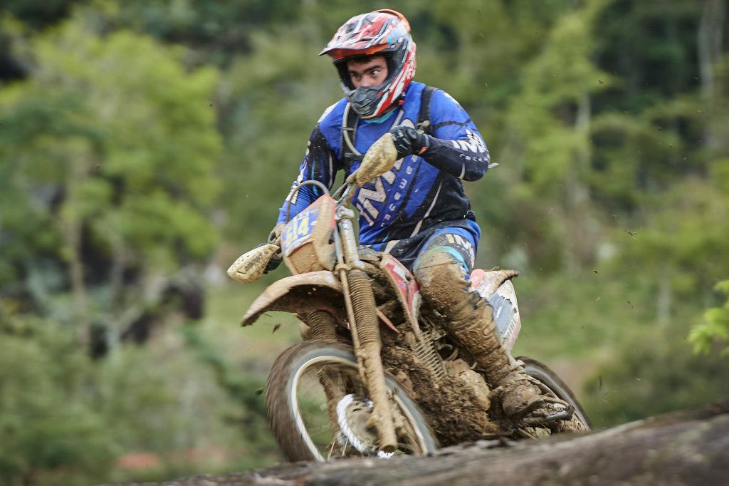 Chuva &eacute; desafio extra na prova de Aracruz (ES) do Brasileiro de Enduro 2021