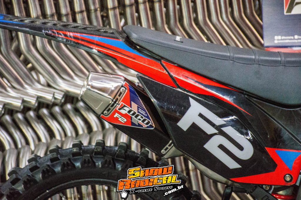 Veja o novo escape Foco F2 em primeira m&atilde;o pelo Show Radical