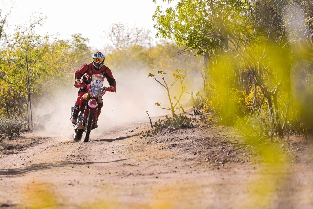 Honda Racing chega ao Alagoas ap&oacute;s dia com navega&ccedil;&atilde;o exigente no Sert&otilde;es 2021