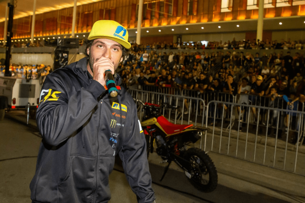 De volta ao Brasil, Fred Kyrillos marca presen&ccedil;a no BRMX