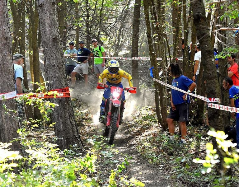 Six Days: Brasil está próximo do top 10