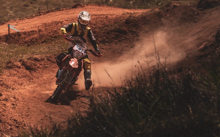 Calor e poeira marcaram a primeira etapa do HEBS e BITES Mitas em Morungaba