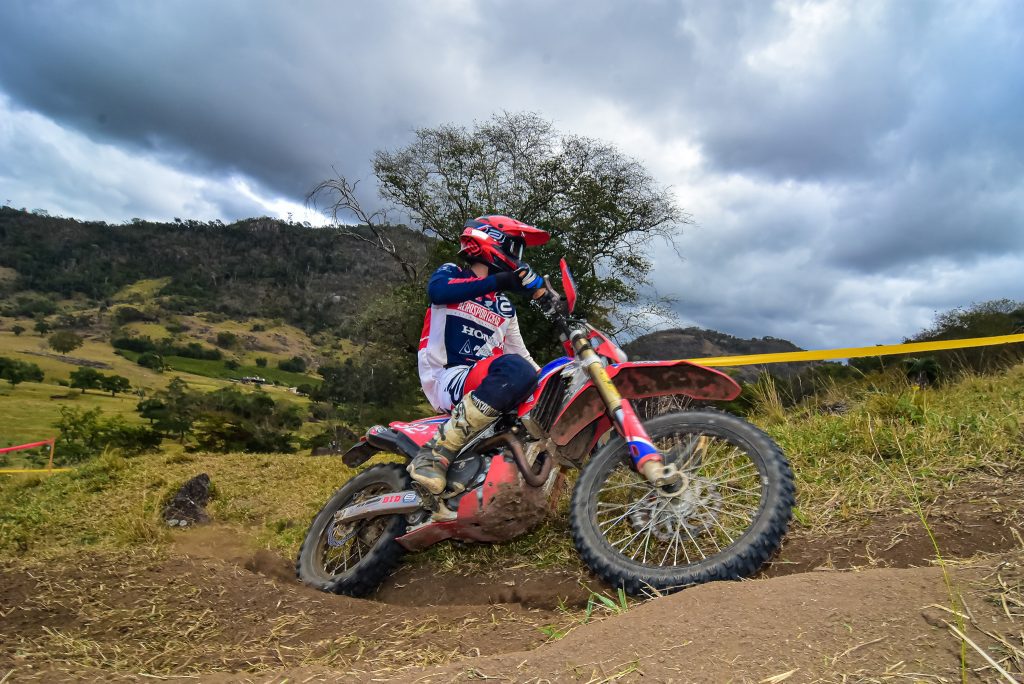 Equipe Honda Racing parte para pen&uacute;ltima prova do Brasileiro de Enduro 2021