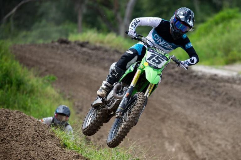 Na reta final do campeonato, Pedro Magero venceu mais uma no estadual da Flórida e segue na liderança