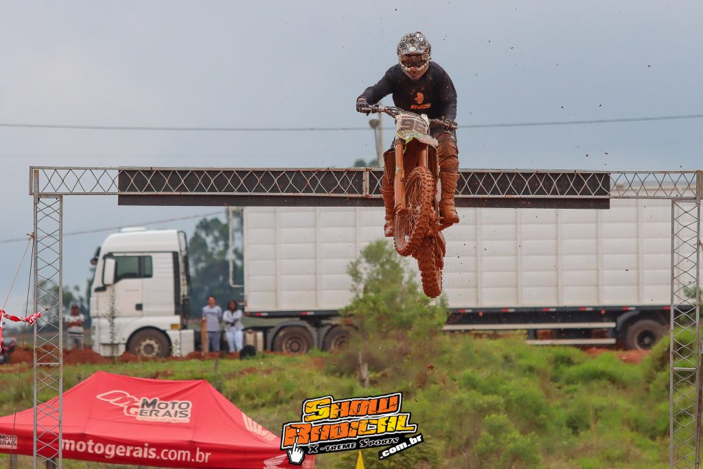 Saiba como foi a 8&ordf; edi&ccedil;&atilde;o do Motocross de Cruz&iacute;lia/MG