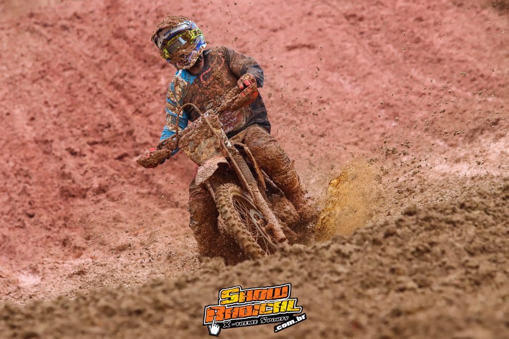 Saiba como foi a 8&ordf; edi&ccedil;&atilde;o do Motocross de Cruz&iacute;lia/MG