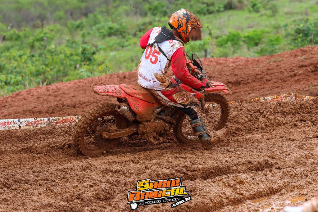 Saiba como foi a 8&ordf; edi&ccedil;&atilde;o do Motocross de Cruz&iacute;lia/MG