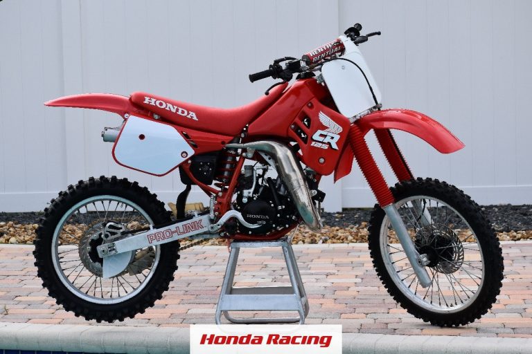 Ficha Técnica | Direto dos Estados Unidos apresentamos uma CR 125R 1988 completamente restaurada