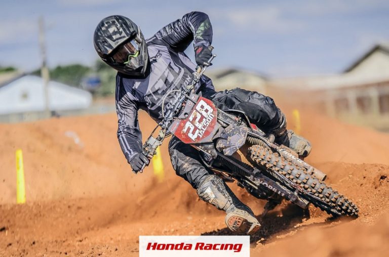 CRF Brasil | Conversamos com Jacson Keil, o piloto e preparador especialista em motos nacionais