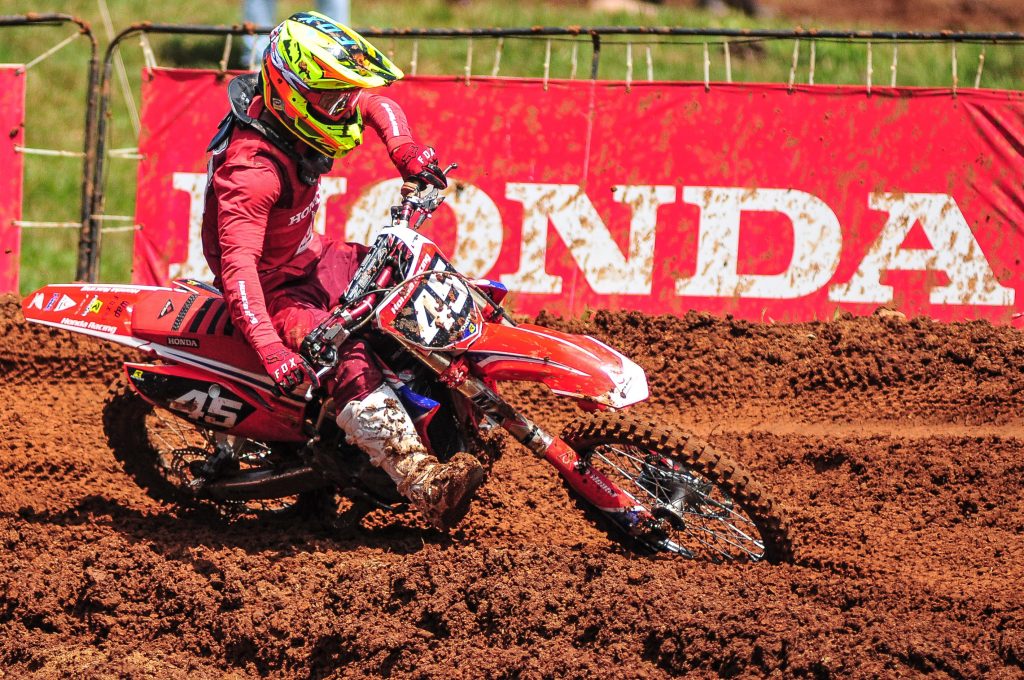 Honda Racing vai a Atibaia (SP) para rodada dupla do Brasileiro de Motocross, com direito a refor&ccedil;o na categoria MX2