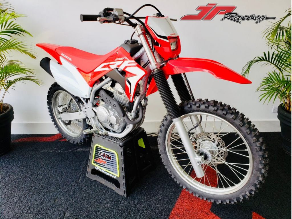 Mais uma semana com um “pacot&atilde;o” de novidades, confira mais um &ldquo;Top 5 JP Motos&rdquo;, escolha sua moto, CLIQUE AQUI!