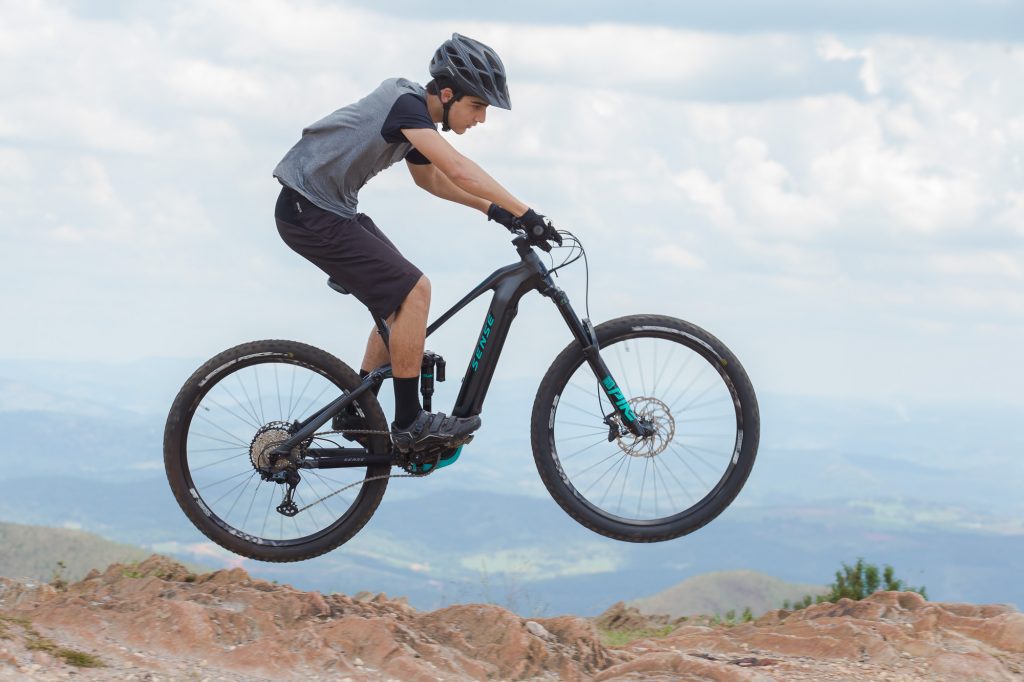 BIKE: Impulse E-Trail, a E-Bike mais top do mercado acaba de chegar a S2 Bike Shop Varginha, confira!