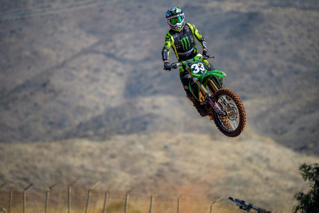 Monster Energy e Pro Circuit Kawasaki apresentam suas equipes para a temporada 2022
