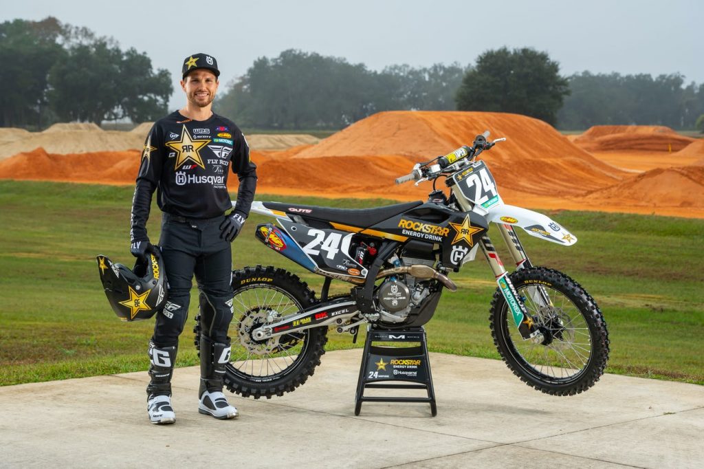 AMA SX: Rockstar Husqvarna &eacute; mais uma das grandes equipes a se apresentarem para a pr&oacute;xima temporada do supercross