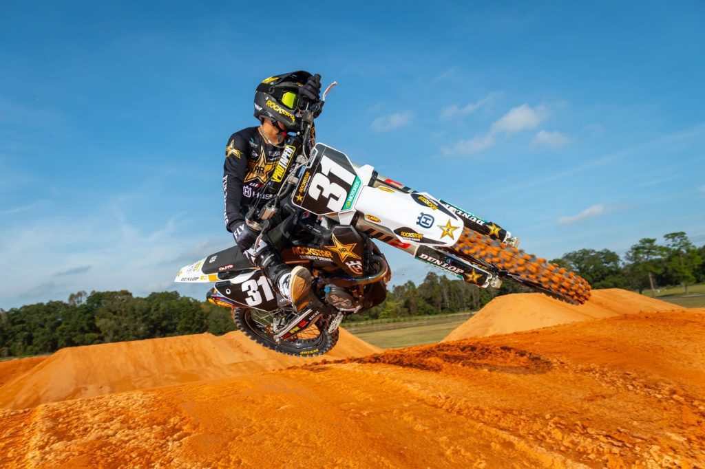 AMA SX: Rockstar Husqvarna &eacute; mais uma das grandes equipes a se apresentarem para a pr&oacute;xima temporada do supercross